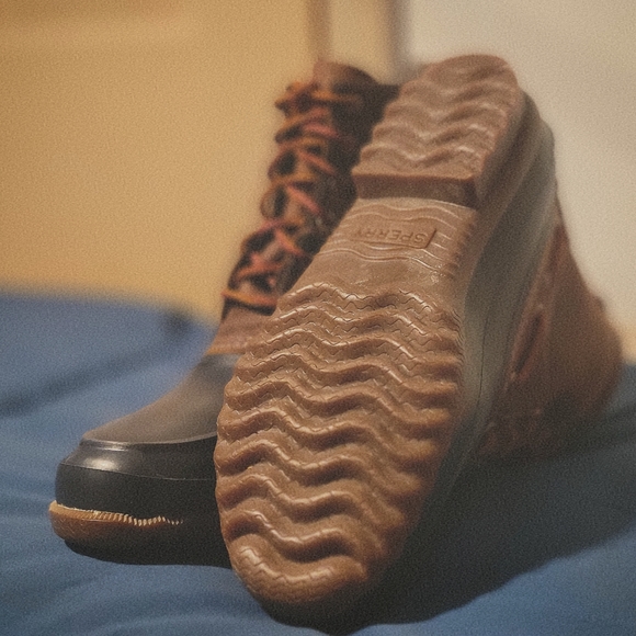 Men's Decoy Duck Boot in Dark Tan and Navy by Sperry - Picture 3 of 12